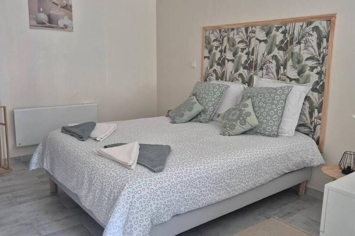 Location de vacances pour 4 personnes, avec Jacuzzi et Jardin à Argançon - 2