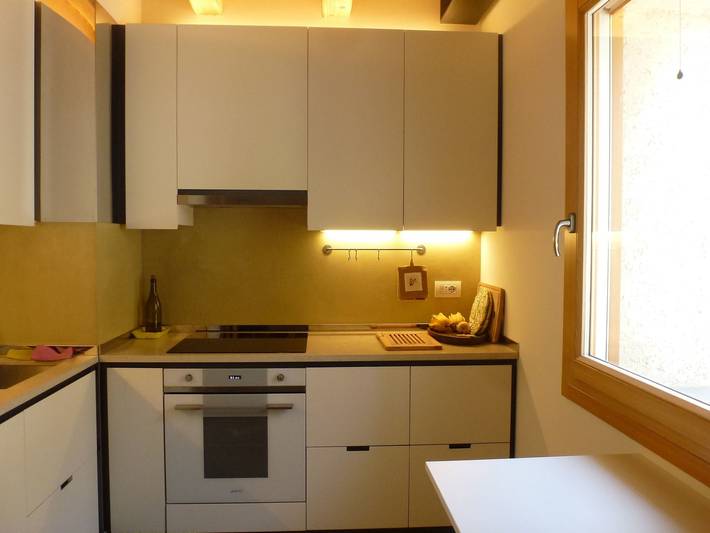 Moderna casa de vacaciones en Montello con jardín in Volpago del Montello, Provincia de Treviso
