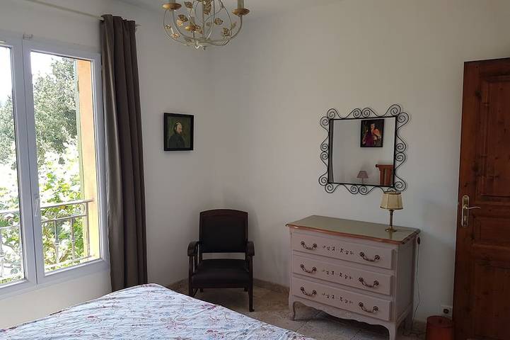 Location de vacances pour 4 personnes, avec jardin et terrasse à Éguilles - 3
