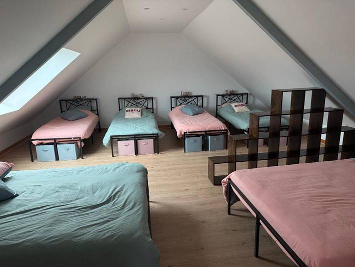 Location de vacances pour 12 personnes, avec jardin à La Fresnais - 2