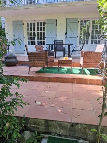 Gîte pour 4 personnes, avec terrasse à Hagetmau