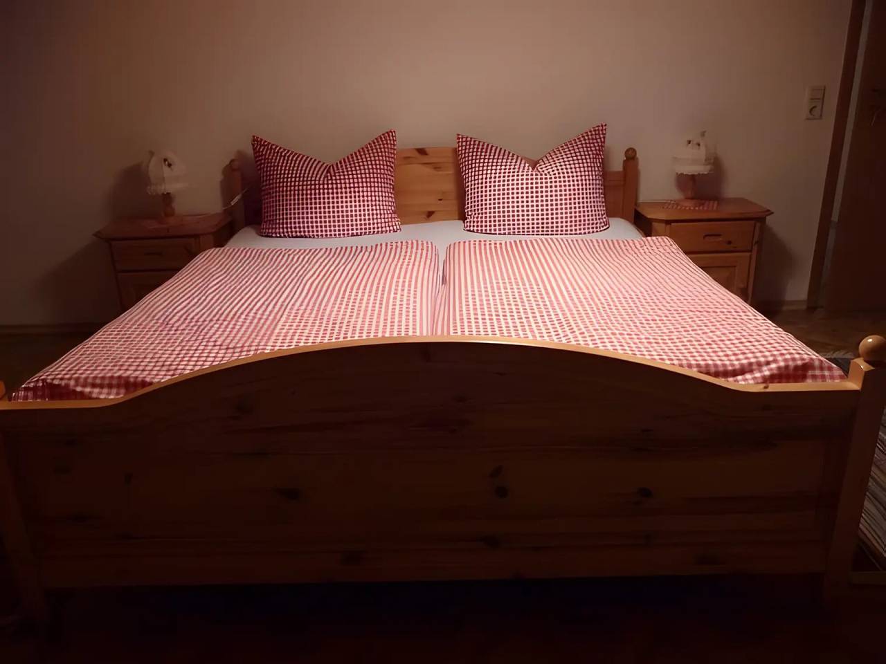 Ganze Wohnung, Ferienwohnung 'Nr 1 Dg' mit Gemeinschaftsgarten, Balkon und Wi-Fi in Vöhrenbach, Mittlerer Schwarzwald