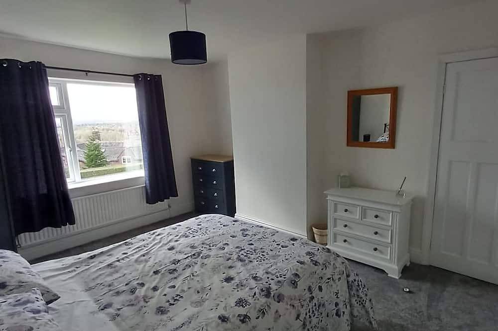 Sunset View, Comfortable spacious house in the beautiful County of Staffordshire in Stoke-on-Trent, Midlands