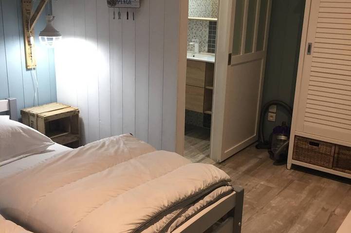 Gîte pour 4 personnes, avec terrasse dans Plage de Puys - 4