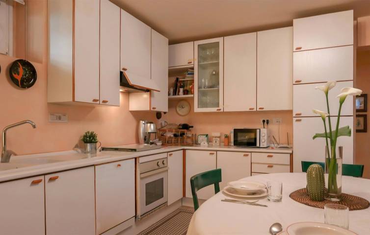 Apartamento vacacional entero, Apartamento de vacaciones para 2 personas in Pésaro, Valle del Metauro