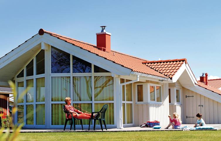 Ferienhaus für 6 Personen, mit Terrasse und Whirlpool sowie Sauna - 1