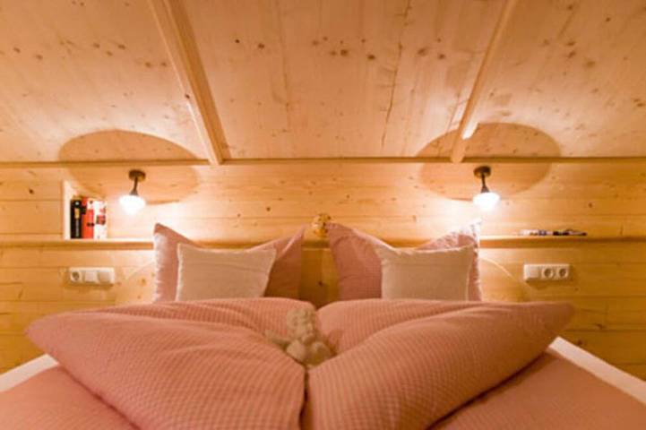 Ferienhaus für 9 Personen, mit Terrasse und Garten sowie Sauna in Alpenland Tegernsee Schliersee - 2