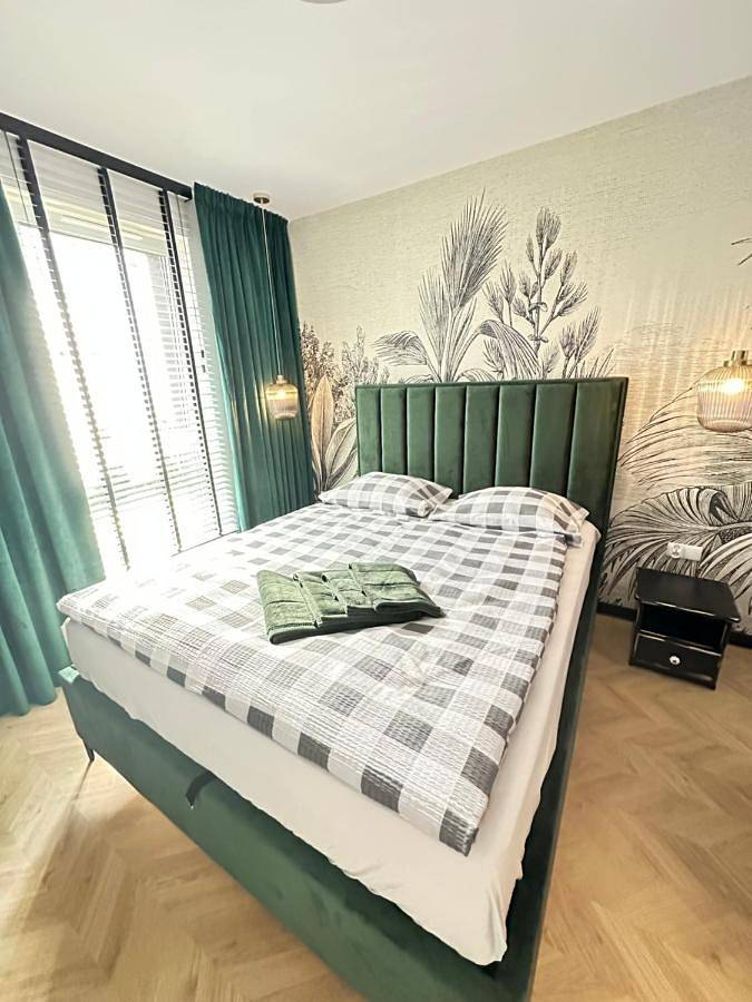 Apartament wakacyjny dla 4 osób, z ogród i taras w Rumia