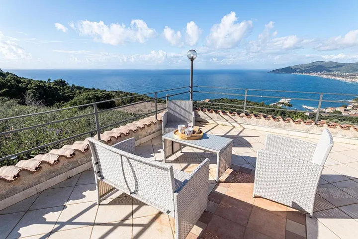 Villa per 4 persone, con panorama e giardino - 1