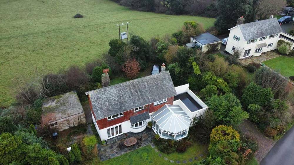 3 bed Nr Charlestown with gated access to private beach in Charlestown, Cornwall