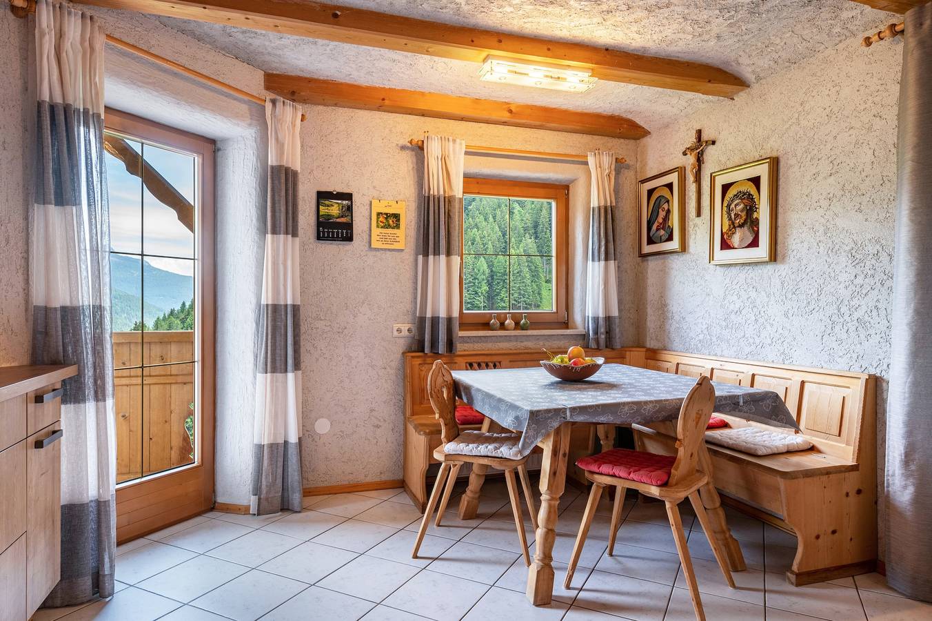 Ganze Wohnung, Ferienwohnung 'Eggerhof Im Sarntal' mit Bergblick und Balkon in Sarntal, Sarntaler Alpen