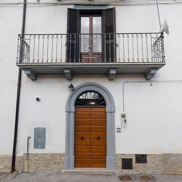 Gîte pour 6 personnes, avec balcon à Castel del Monte