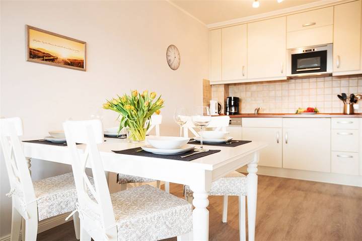 Appartement entier, Moderne Ferienwohnung mit Sauna und beheiztem Innen-Pool in Westerland in Westerland, Sylt (Gemeinde)
