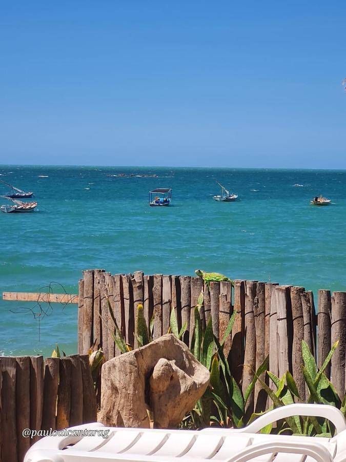 Casas e apartamentos de temporada para 6 pessoas, com terraço e vista e ainda jardim em Icapuí