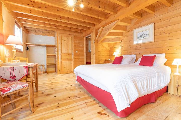 Gîte pour 4 personnes, avec jardin et jacuzzi à Arcizans-Avant - 2