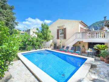 Villa in Pollença Stadt, Pollença für 6 