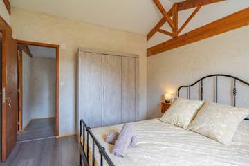 Chambre D’hôte pour 6 Personnes dans Chenac-Saint-Seurin-d'Uzet, Région de Saintes, Photo 2