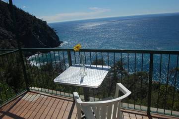 Ferienwohnung für 4 Personen, mit Meerblick und Pool sowie Balkon in Bonassola