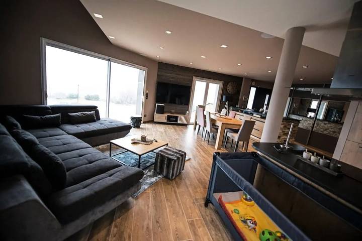 Chalet für 11 Personen, mit Garten und Sauna sowie Whirlpool und Balkon in Gérardmer - 2