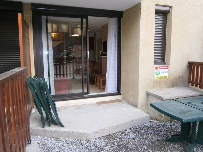 Gîte pour 4 personnes, avec sauna et jardin, adapté aux familles dans La Joue du Loup - 2