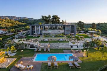 Ferienhaus für 18 Personen, mit Balkon und Garten in Chania und Umgebung