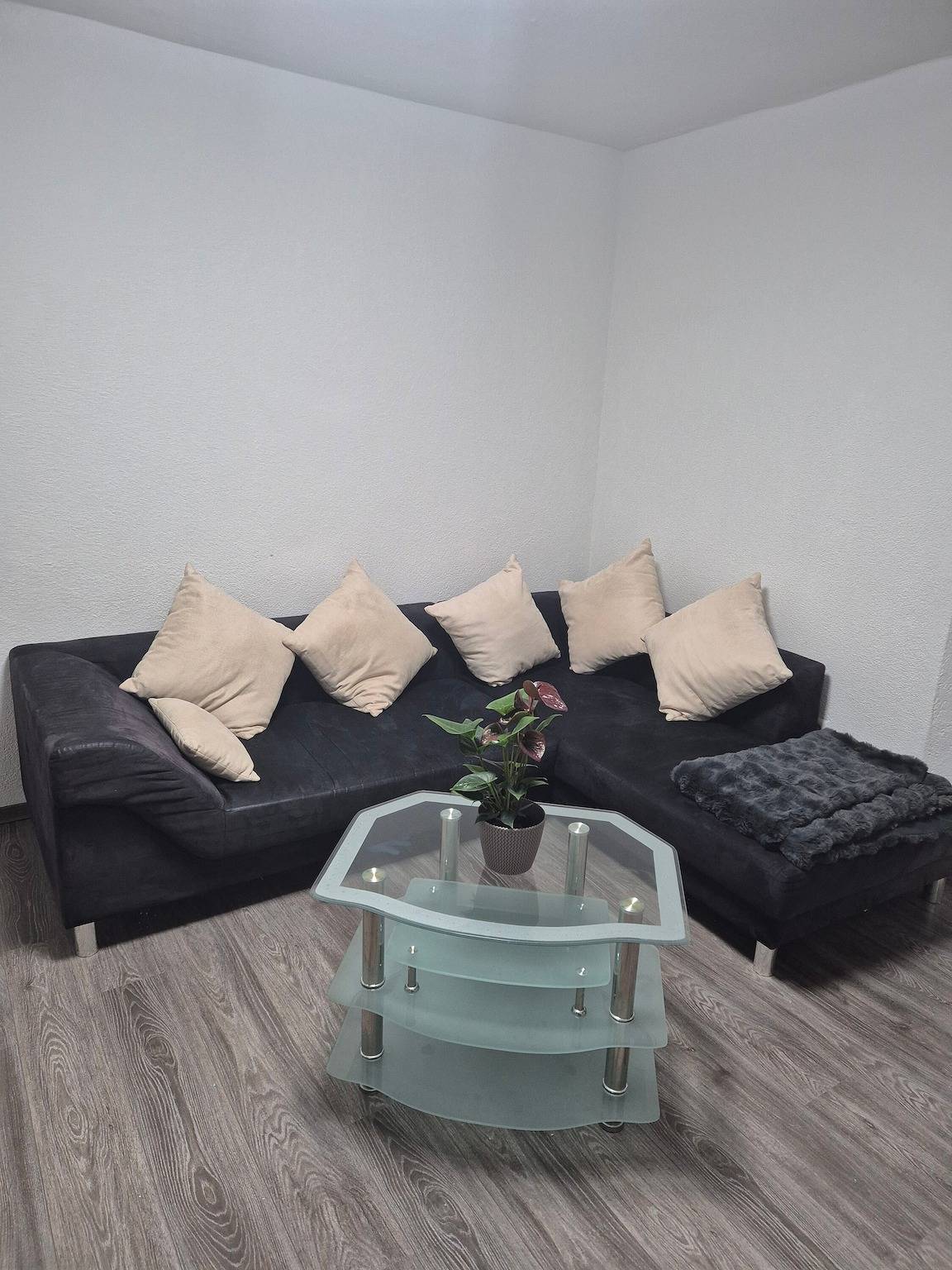 Ganze Wohnung, Apartment 'Ferienoase' mit privater Terrasse und Wlan in Pirmasens, Landkreis Südwestpfalz