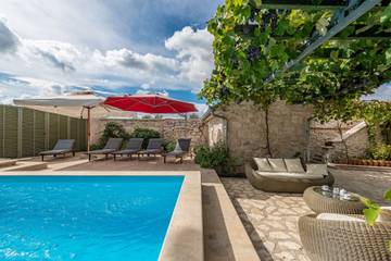 Villa för 14 Personer i Grad Benkovac, Zadar, Bild 2