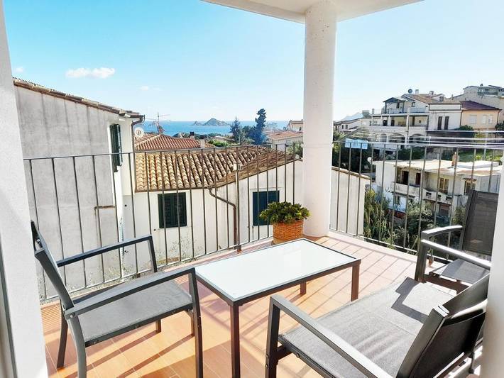Location de vacances pour 4 personnes, avec balcon et vue à Santa Maria Navarrese - 2