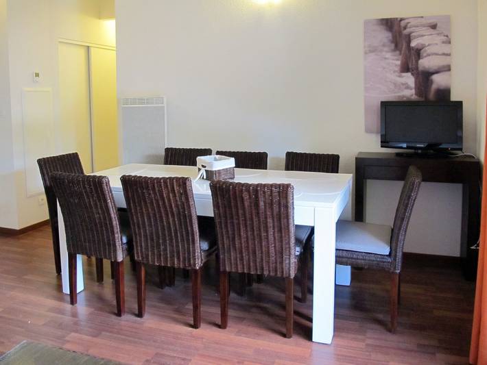 Gîte pour 8 personnes, avec sauna et terrasse, animaux acceptés dans Lac de Lacanau - 4