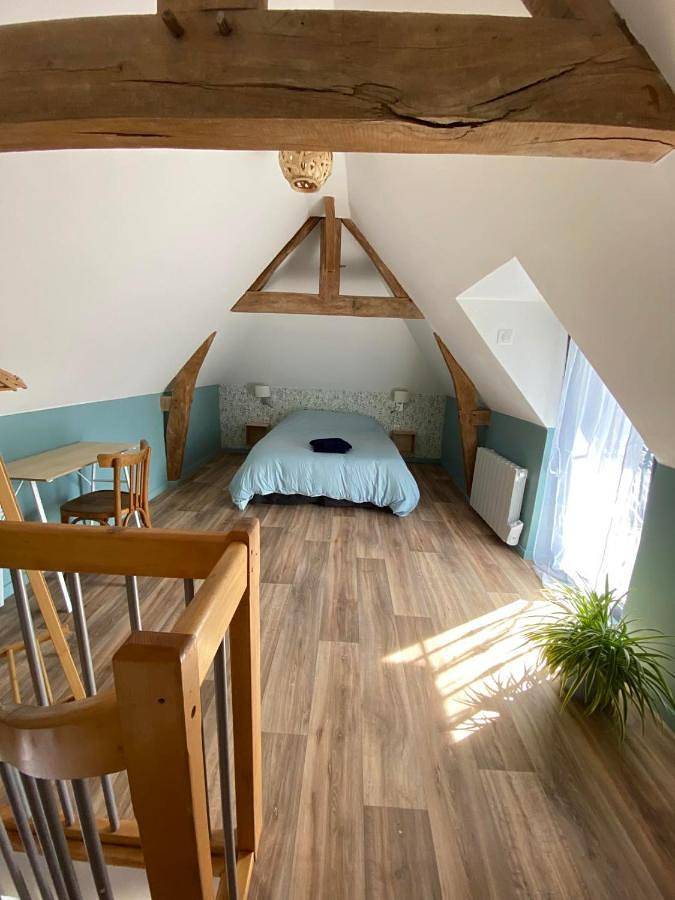 Maison de campagne avec grand parking privé -calme et sérénité in Chevincourt, Oise