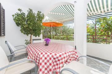 Apartament Wakacyjny dla 5 osoby w Rogoznica, Żupania szybenicko-knińska, Zdjęcie 1
