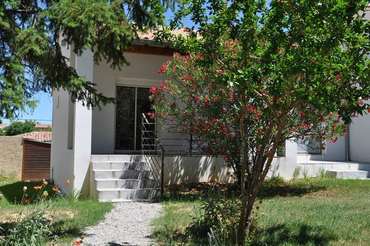 Gîte pour 4 personnes, avec terrasse et jardin, animaux acceptés