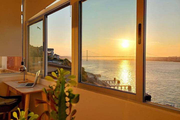 Apartamento de férias para 4 pessoas, com varanda em Almada
