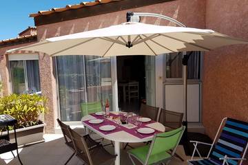 Villa pour 6 personnes, avec jacuzzi ainsi que piscine et jardin, animaux acceptés à Saint-Cyprien