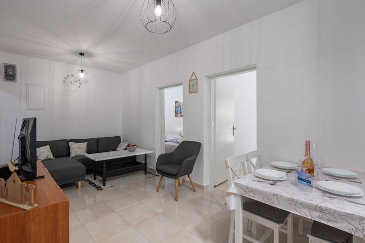 Ferienwohnung für 5 Personen, mit Meerblick und Terrasse in Selce - 4