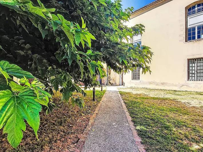Gîte pour 2 personnes, avec jardin à Le Château-d'Oléron - 2
