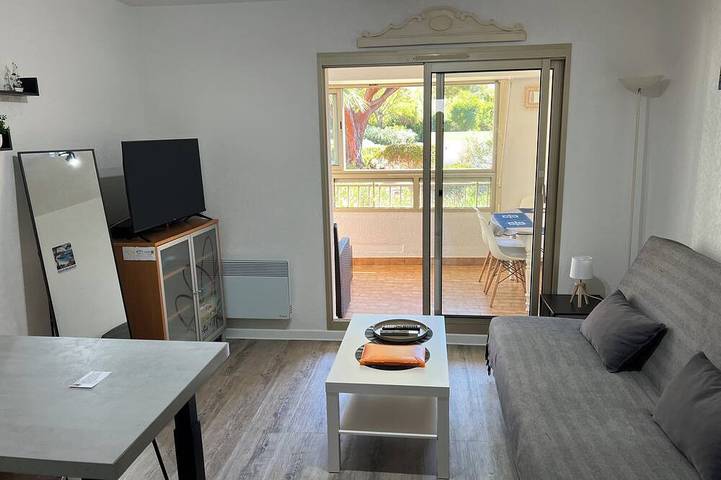 Appartement de vacances pour 4 personnes, avec terrasse et jardin