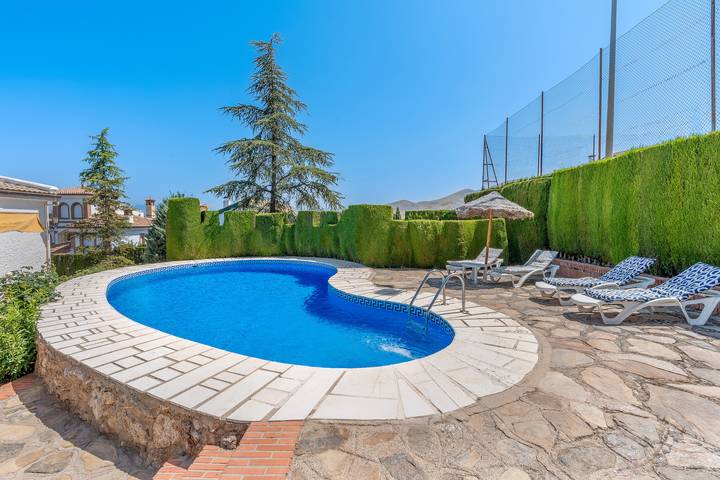 Chalet para 8 personas, con jardín en Vega de Granada - 2