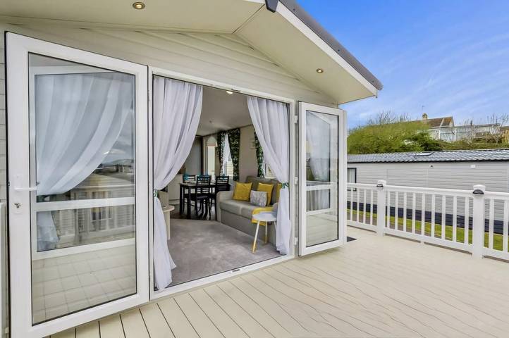 Holiday rental for 6 people, with terrace, child-friendly in Paignton