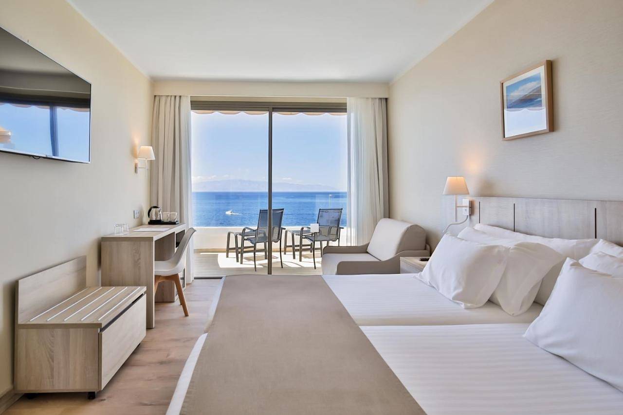 Barceló Santiago in Puerto Santiago, Santiago del Teide