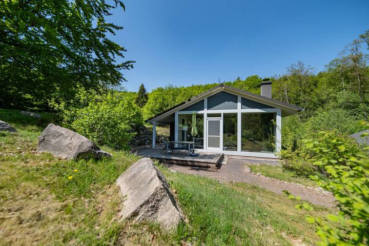 Ferienhaus für 5 Personen, mit Garten und Ausblick sowie Pool, kinderfreundlich in Thüringen