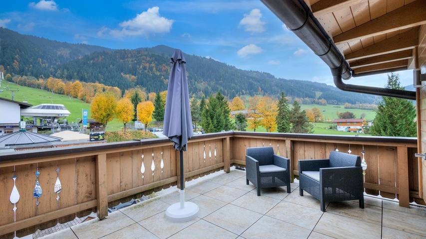 Gîte pour 8 personnes, avec piscine ainsi que terrasse et sauna dans Niederau - 4