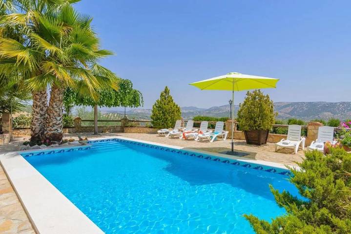 Chalet para 10 personas, con piscina, Se admiten mascotas en Priego de Córdoba
