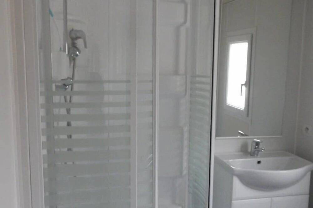 Zecamping 3 étoiles mobil-home 23m2 4 pers in Tallard, Gap region