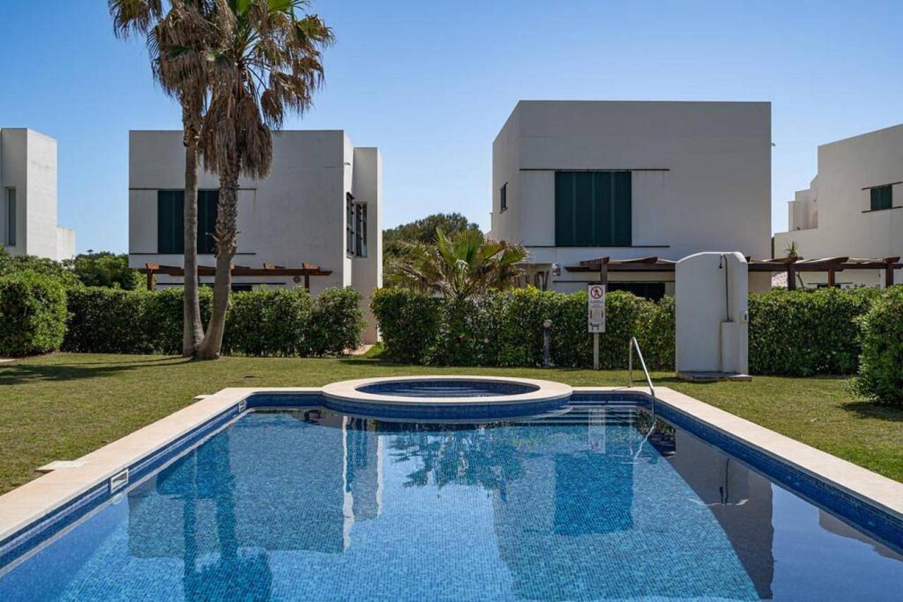 Superior Villa in Arenal d'en Castell, Es Mercadal