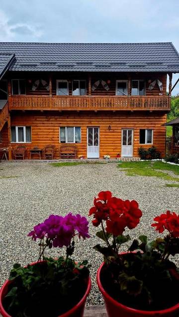 Cottage pour 3 personnes, avec jardin et vue dans Breb