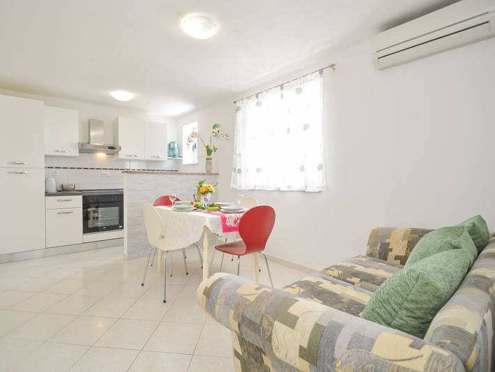 Ferienwohnung für 4 Personen, mit Terrasse auf Ciovo - 4