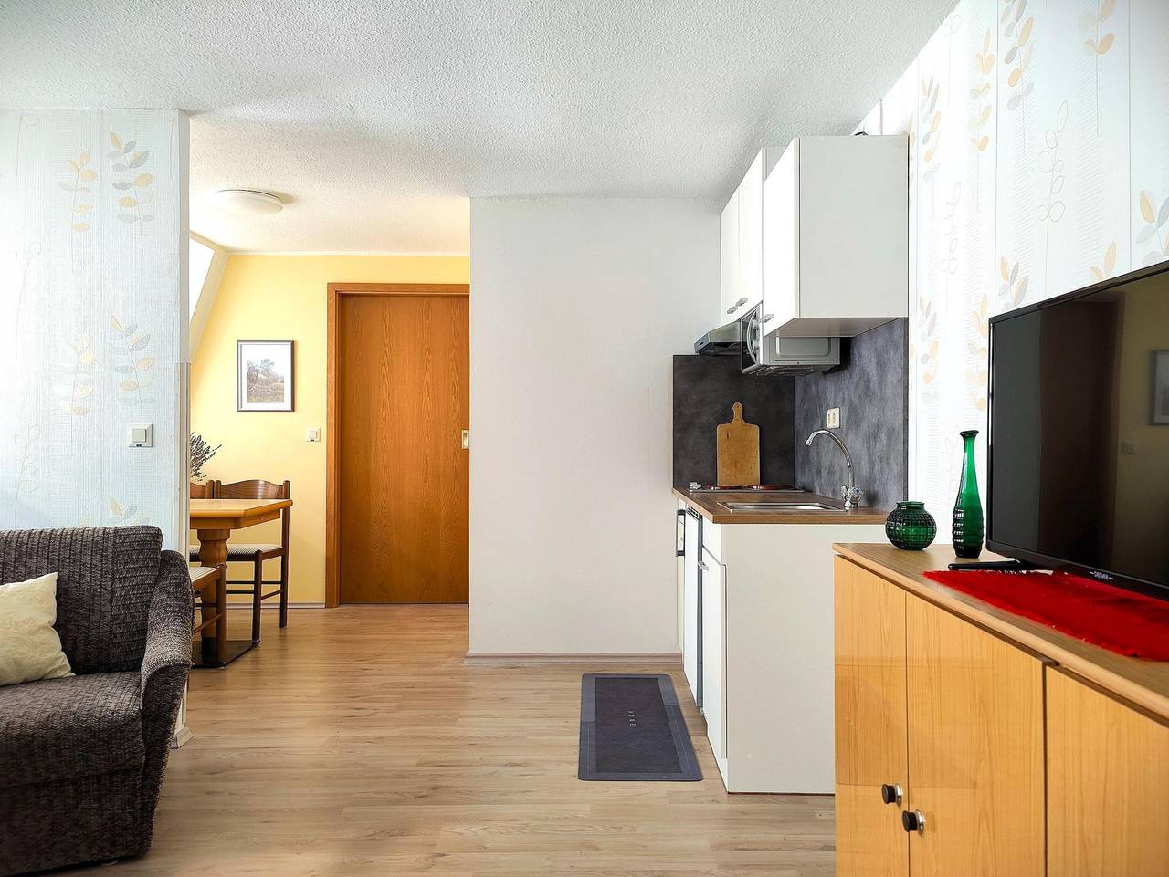 Ganze Ferienwohnung, Ferienwohnung im Stadtzentrum Zschopau - Appartement/Fewo, Dusche, Wc, ruhig in Zschopau, Erzgebirge