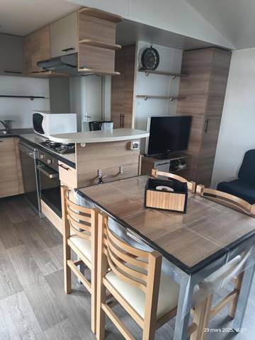 Camping für 6 Personen, mit Pool und Garten sowie Sauna und Whirlpool in Valras-Plage