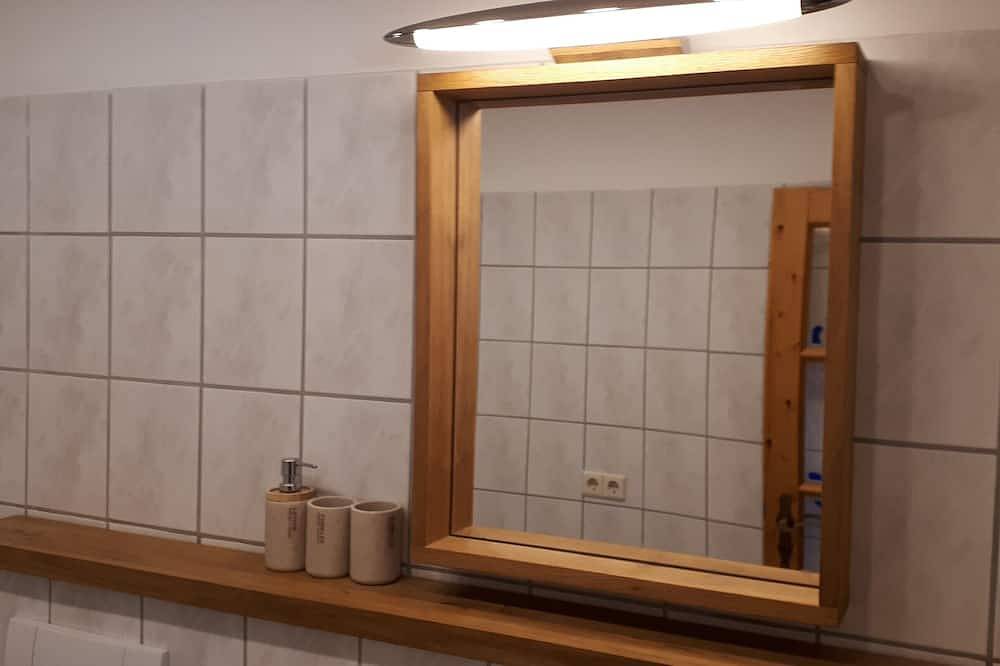 Ganze Wohnung, Ferien in der stilvoll eingerichteten \"Hirschwohnung\" mit Aussicht ins Grüne in Winterstetten, Leutkirch im Allgäu